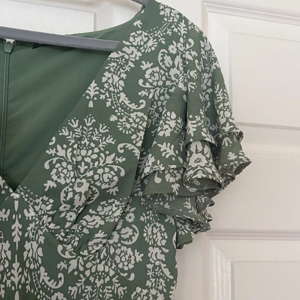 Abercrombie Green Floral Dress